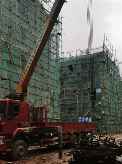 上海“慢工细活”—— 吊车的 “微动控制” 技术